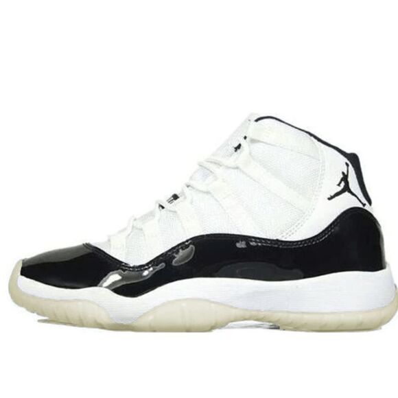 NIKE Air Jordan 11 'Concord' Sneakers Size 8.5 - Picture 1 of 9